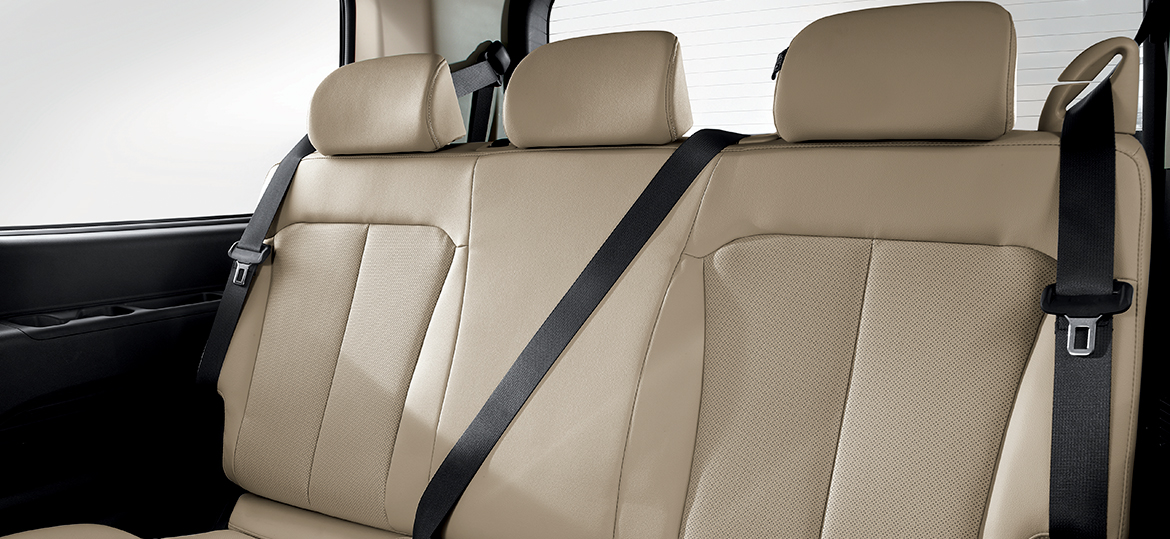 1170x539-us4-k2-lhd-feature-wagon-3-point-seatbelts